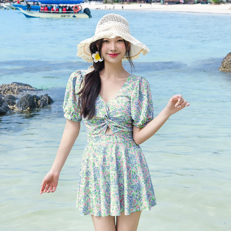 

New Swimsuit with Dress Women Big Size Foral Printed Swimwear Short Sleeve Padded 1 Piece Swimdress Bathing Suit Bottoms Ladies