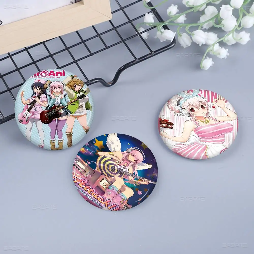 أنيمي سوبر سونيكو دبابيس جديدة لينة زر دبوس مضحك سخيف Gnarpy على لوح التزلج ميمي شارة ألعاب جمع الهدايا #5