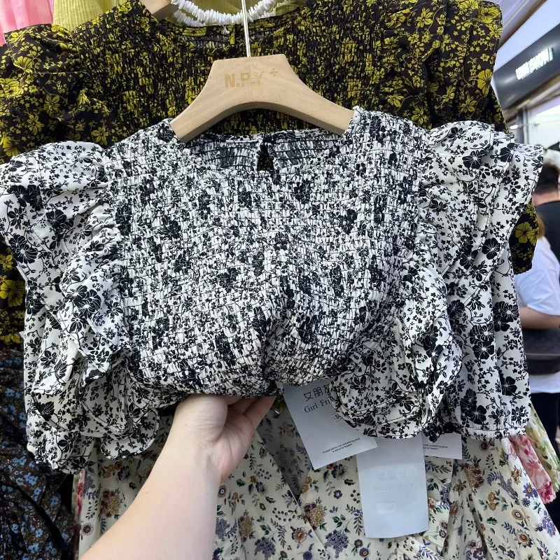 Blusa floral de manga curta feminina, camisas plissadas, blusa feminina elegante, blusa estampada vintage, verão