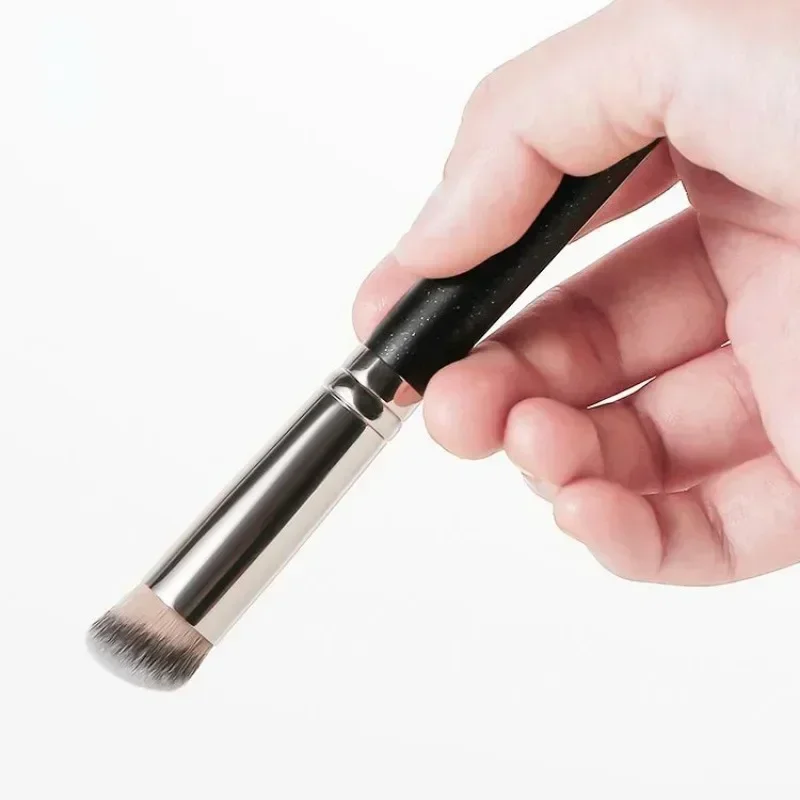 Foundation Concealer Brush, Premium Contour Blusher Brushes, Flawless Under Eye Dense Face Makeup Brush For Blending