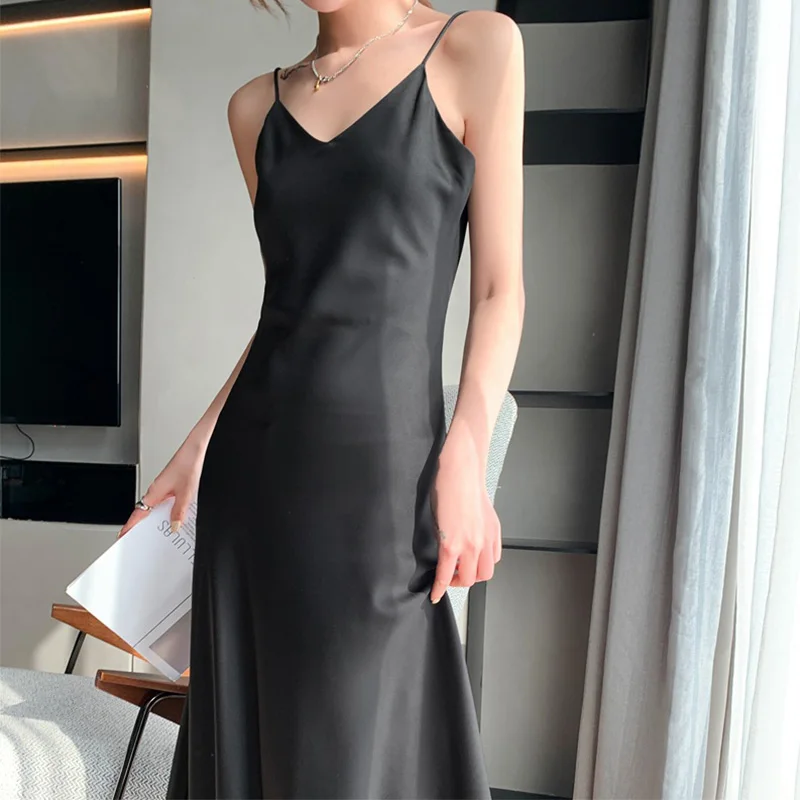 Silk Satin Straps Dress Women Lace Up Long Dress Sexy Slim Bodycon Dresses Sleepwear Ladies Slip Gown Partywear Nightgown