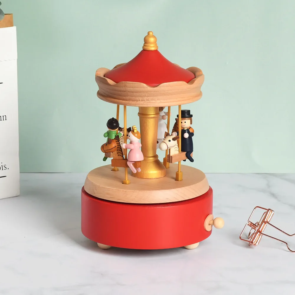 

European-style Wooden Carousel Trojan Music Box Handmade Crafts Exquisite Ornaments Valentine's Day Wedding Birthday Gift