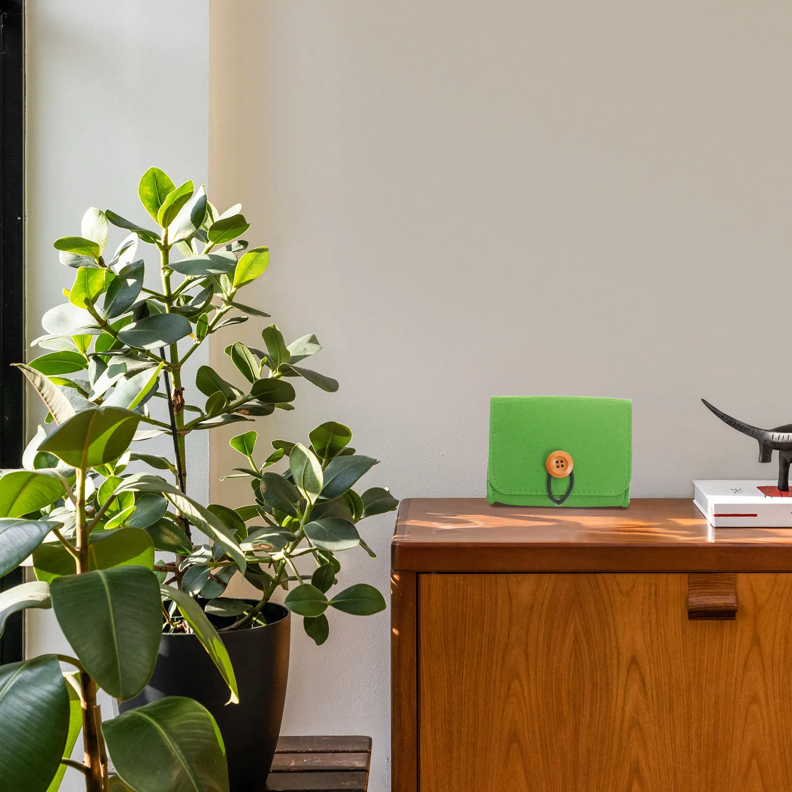 

Набор из 2-х стильных чехлов для эфирных масел: многофункциональный держатель для использования в дороге, ежедневный защитный чехол в натуральных тонах