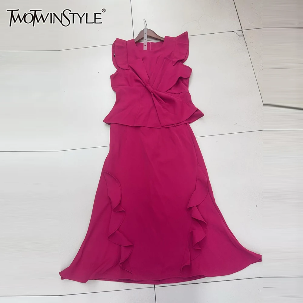 

TWOTWINSTYLE Glam Spliced Ruffle Two Piece Set for Women Square Collar Peplum Design Top Maxi Skirt for Romantic Dates KSE562784