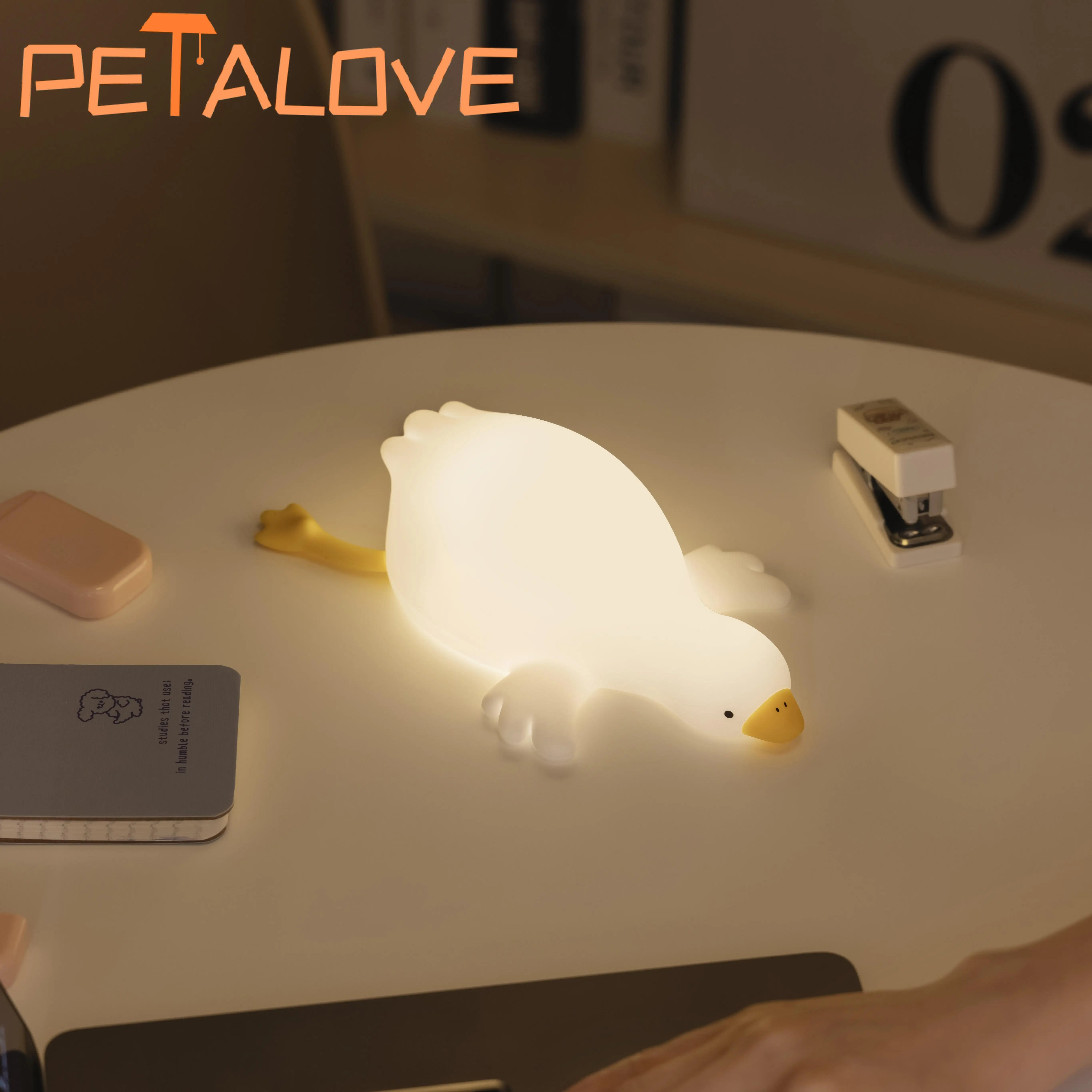 Healing Night Light Sleep Companion Cute White Goose Long Endurance Pat Control Three Level Light Funny Playmate For Children