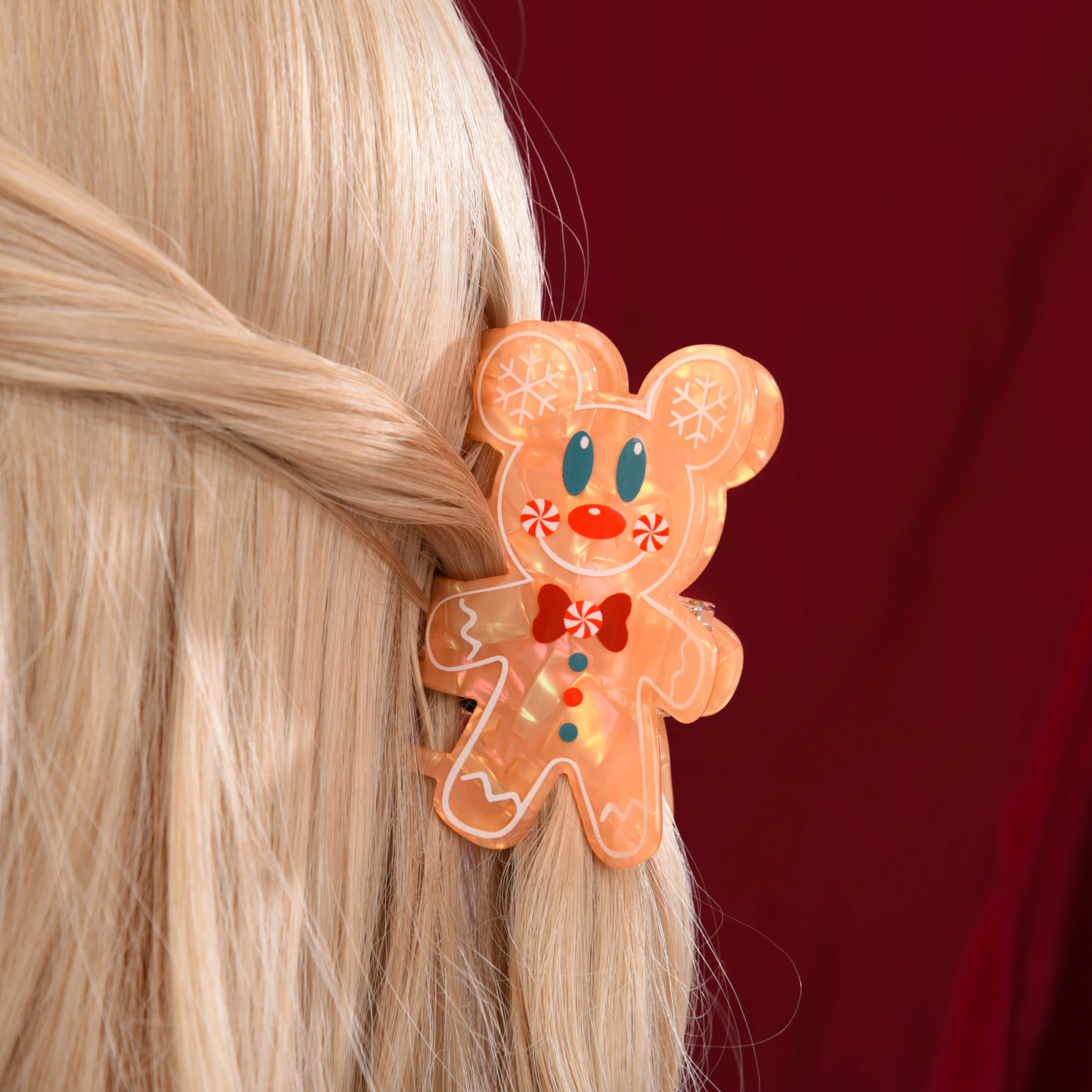 YHJ New Cartoon Christmas Gingerbread Man Hair Claw Cute Elk Deer Crab Hair Clip Claw Clips Hair Accessories for Women Girls