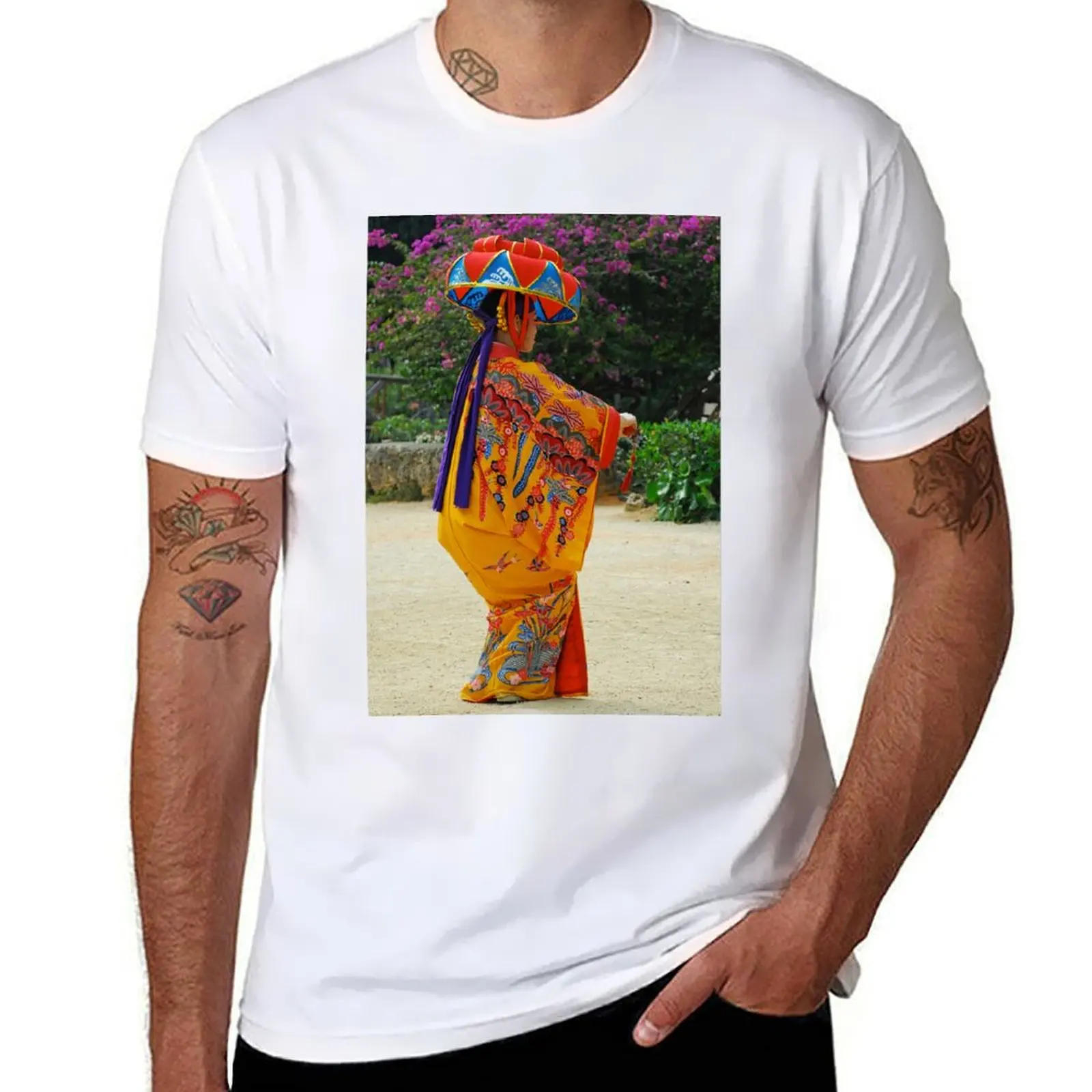 

Traditional Okinawa Dancer T-Shirt man t shirt cotton high quality cotton t shirts high quality T-Shirt