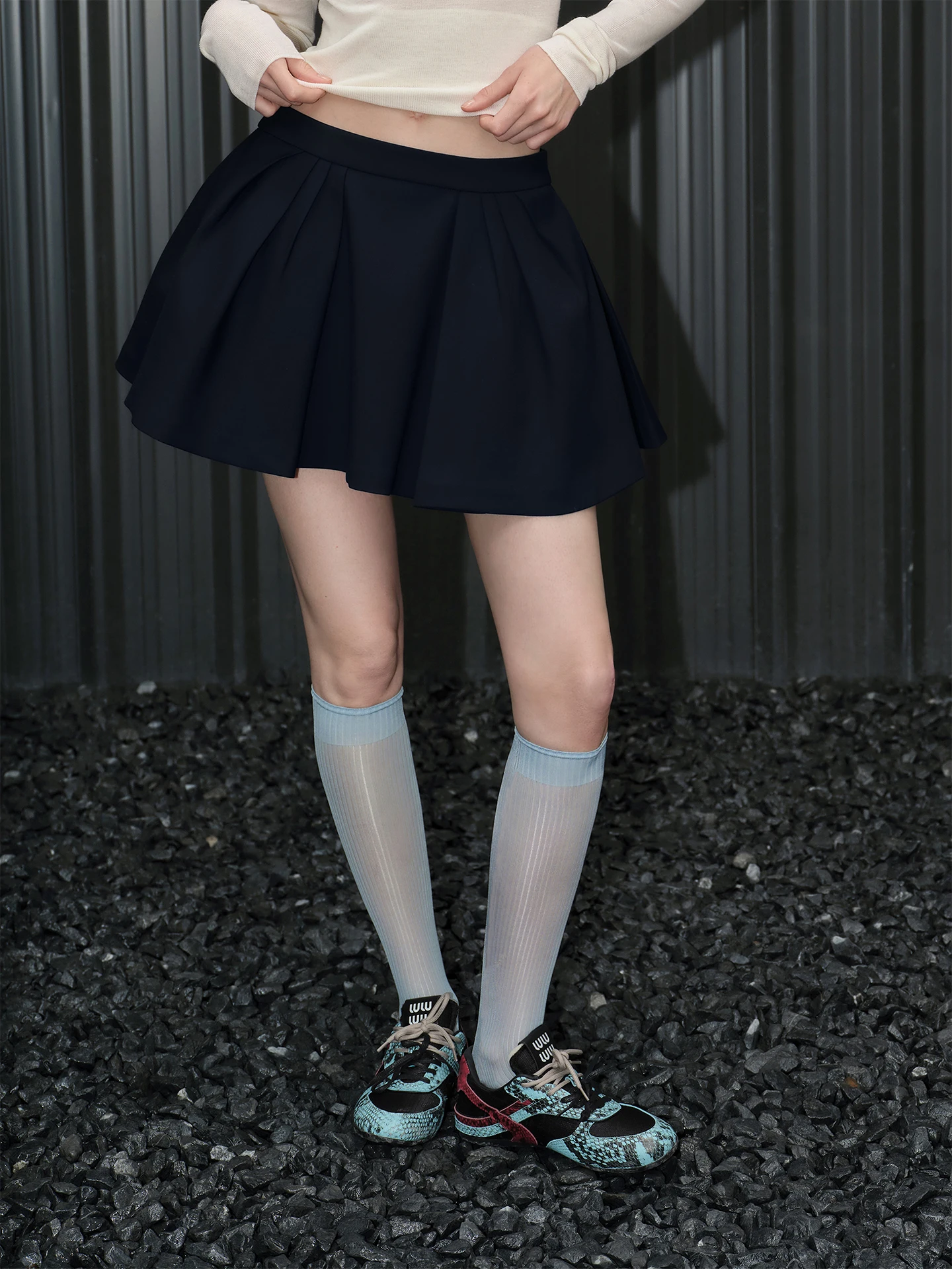 

Простая в дизайне синяя юбка-макси для женщин, новая весенняя модель, с высокой талией, расклешенная, в уличном стиле, из полиэстера