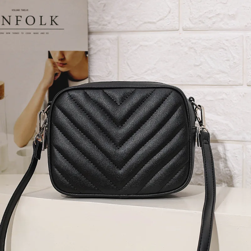 New Women's 2023 Versatile and Fashionable Women's Small Bag Waterproof Crossbody Bag Lingge Burglar Mobile Phone Shoulder Bag