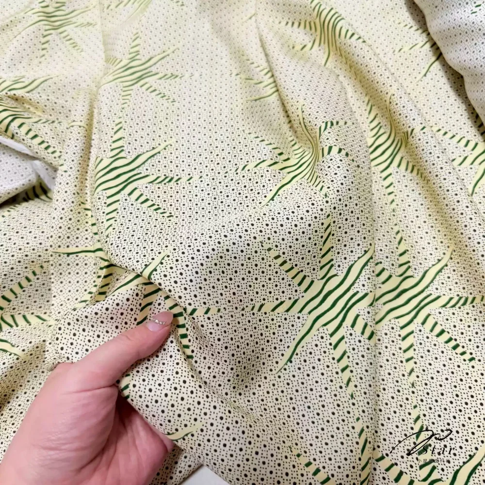 Heavy Weight Light Yellow Starfish Print Silk Cotton Fabric for Girls Lady Vacation Dress Clothes Scarf Shirt Apparel Costume