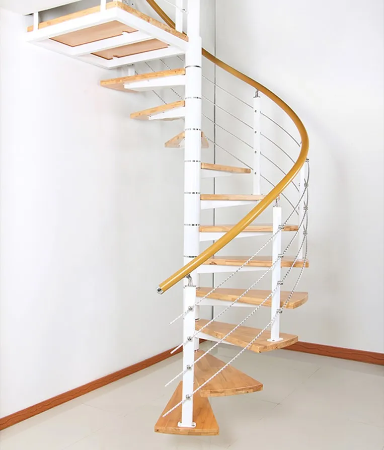 カスタマイズ可能な耐久性のある階段/狭いスペース向けの室内木製螺旋階段
