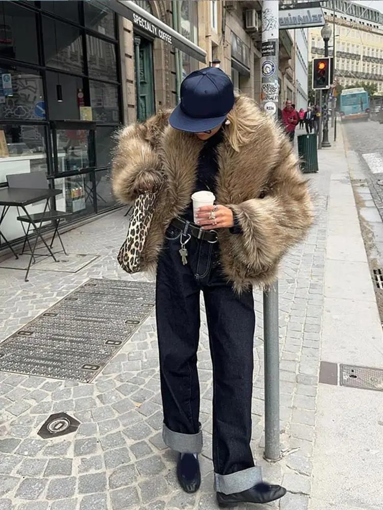 Women Winter Furry Faux Fur Coat Chic Oversize Lapel Long Sleeves Thicken Outwear 2024 Iconic Street Fashion Lady Fur Jacket