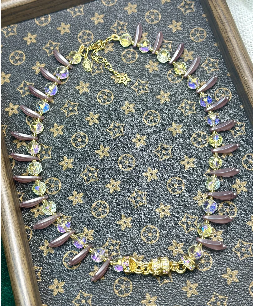 

KF Europe and the United States fashion trend heavy industry sweet hundred fresh geometric shape purple resin cut beads universa