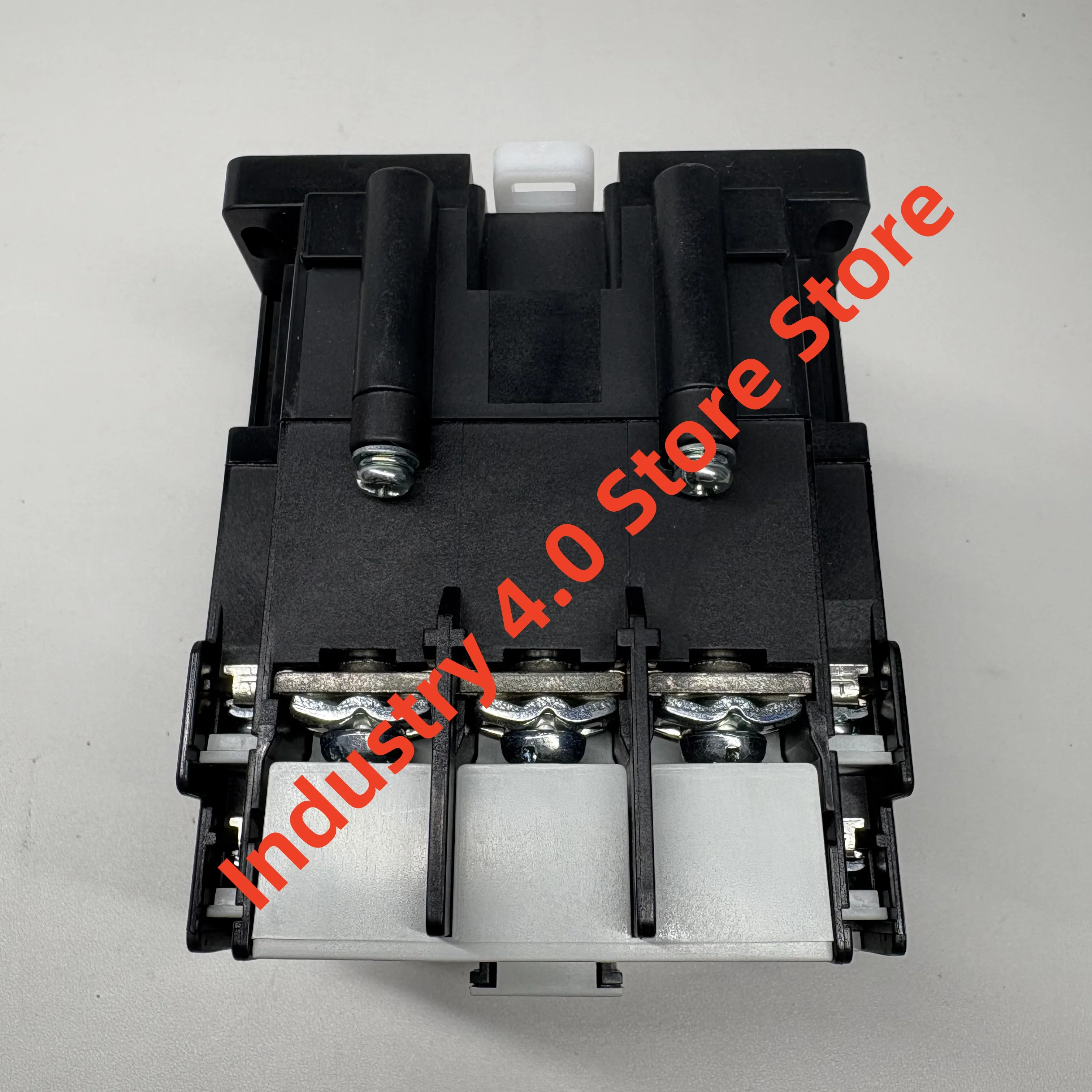 새로운 S-P60T 220V AC 접촉기