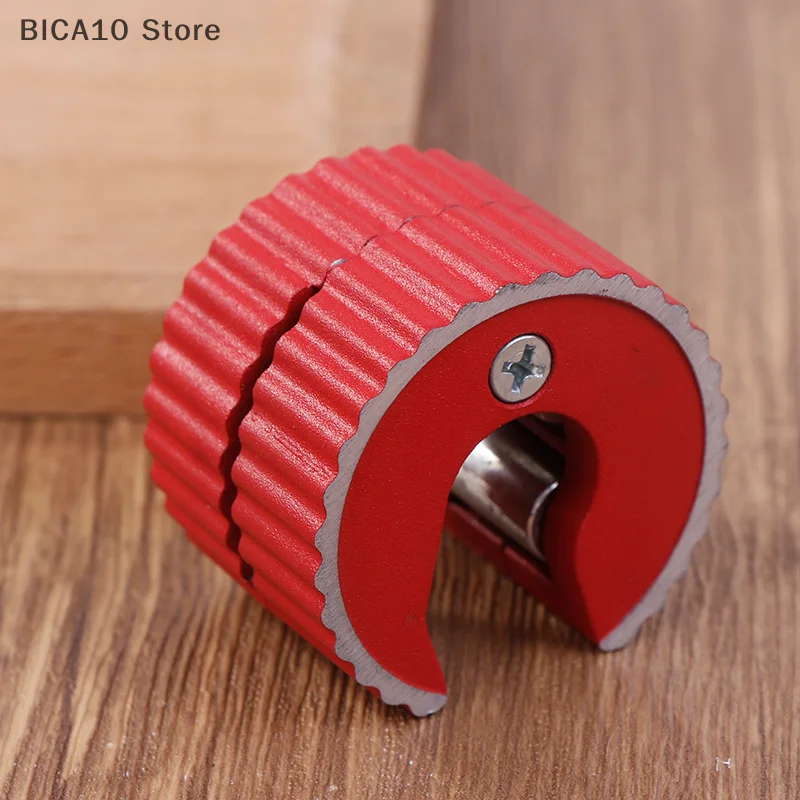 Obcinak do rur okrągłych z ramą ze stopu aluminium; Idealny do cięcia rur miedzianych, PCV i aluminiowych; Mini obcinak samozaciskowy.