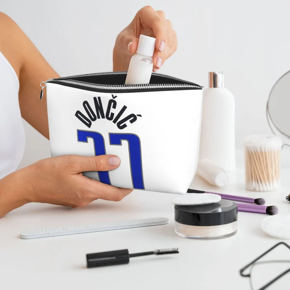 

Luka Doncic Women Cosmetic Bag Travel Makeup Organizer Pouch Toiletry Storage Dopp Kit Case