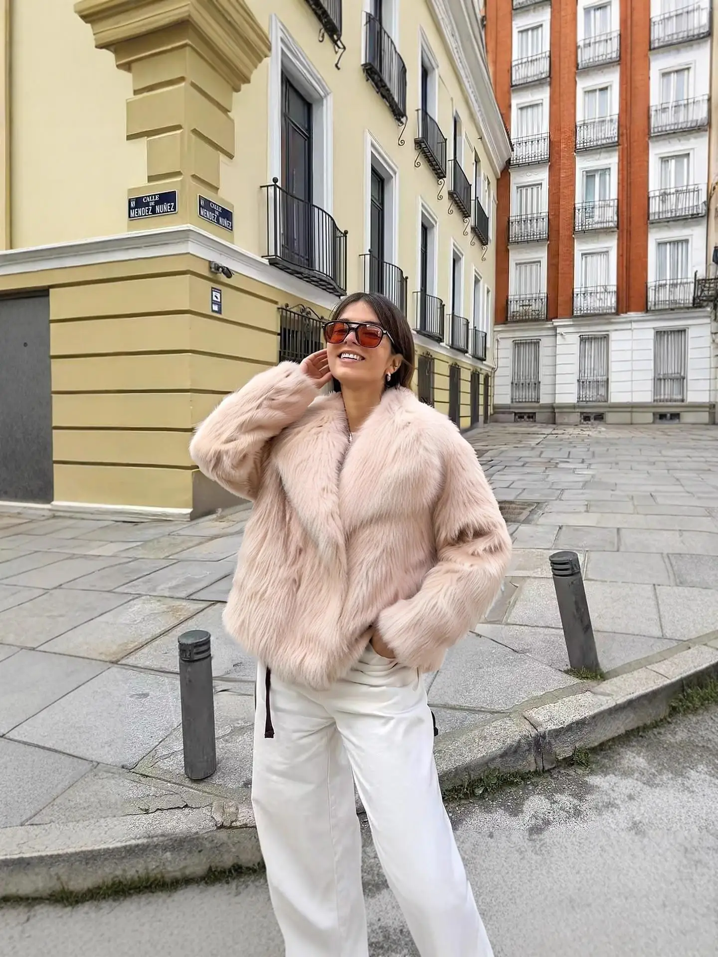 معطف فرو نسائي كاجوال بياقة كبيرة من الفرو Jaet Long Sve Urban Sle ملابس خارجية مريحة وعصرية