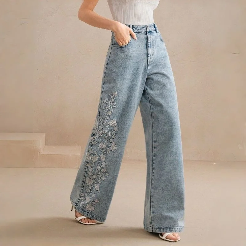 2026 New Female Chic Retro Mid-rise Jeans Girls Blue Side Seam Embroidery Denim Trousers Women Casual Straight Leg Pants