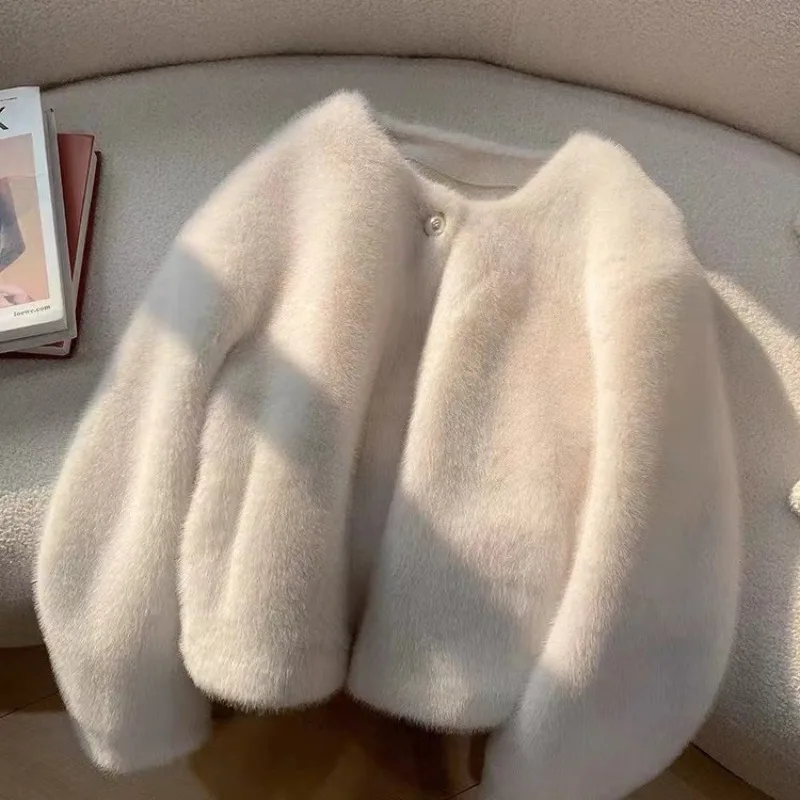 

Velvet-like Mink Coat Fur Pearl Buckle Short Environmentally Friendly Fur Women's Winter Coat