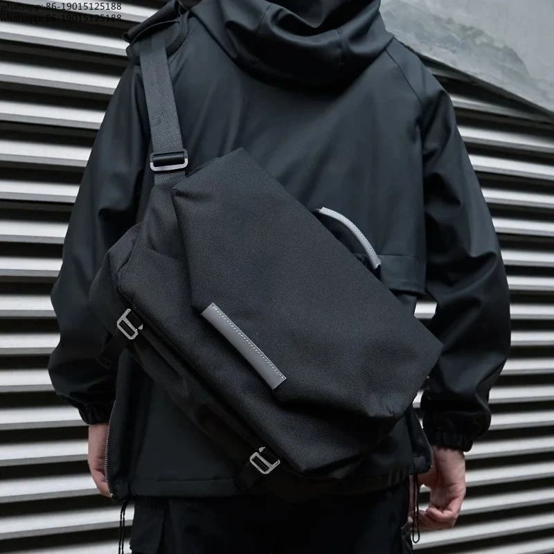 Men's large laptop crossbody bag waterproof travel crossbody bag reflective bicycle university backpack