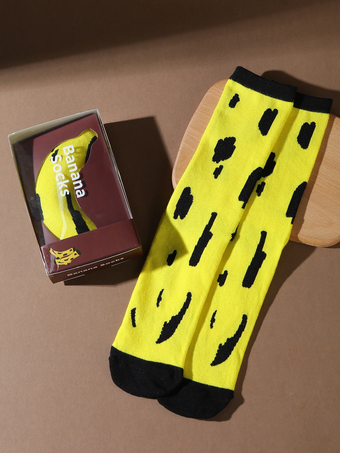 زوج واحد من الجوارب الرجالية لمنتصف الساق، مناسبة لكل من الرجال والنساء، جوارب صندوق هدايا الموز الملونة المبتكرة والممتعة، طراز عصري أوروبي وأمريكي، هدية مبتكرة للحفلات، عيد الحب، عيد الميلاد، نمط الخريف والشتاء، طراز لطيف وممتع لجميع المواسم #5