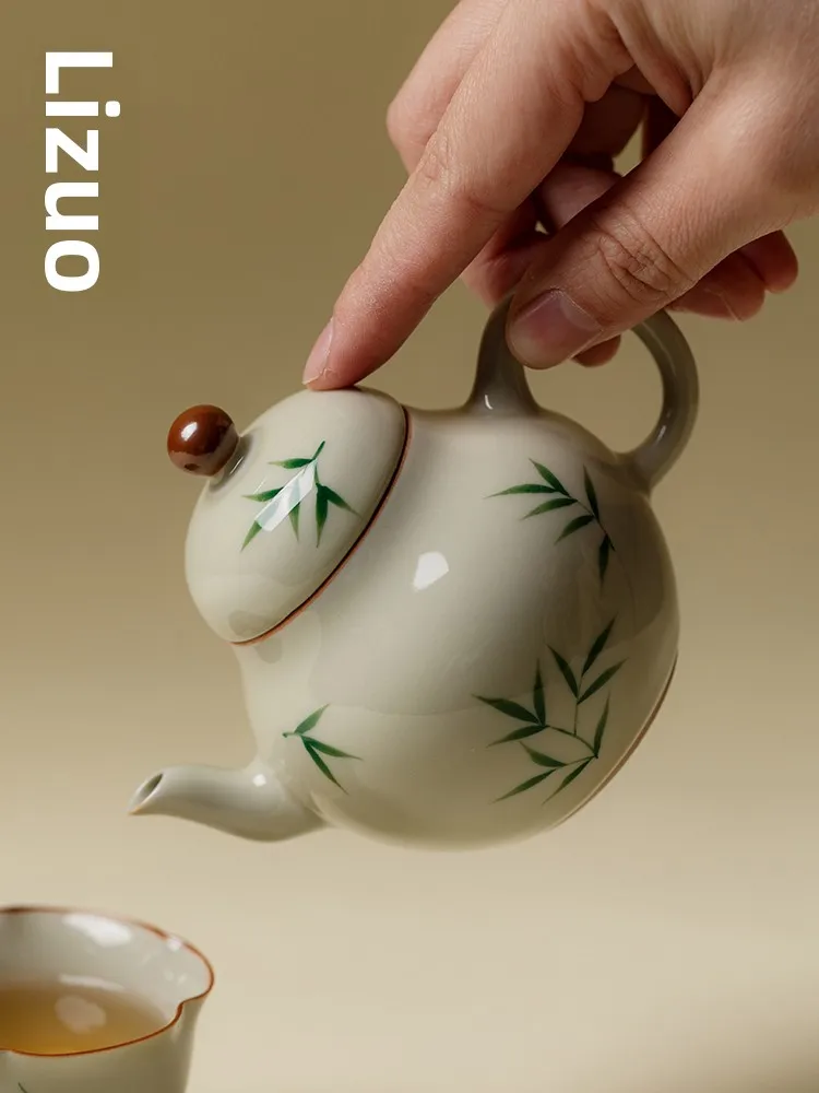 

Hand-Painted Bamboo Ceramic Tea Pot Small Pear Shape Gongfu Tea Set for Single Person High Aesthetic Value New Chinese Style