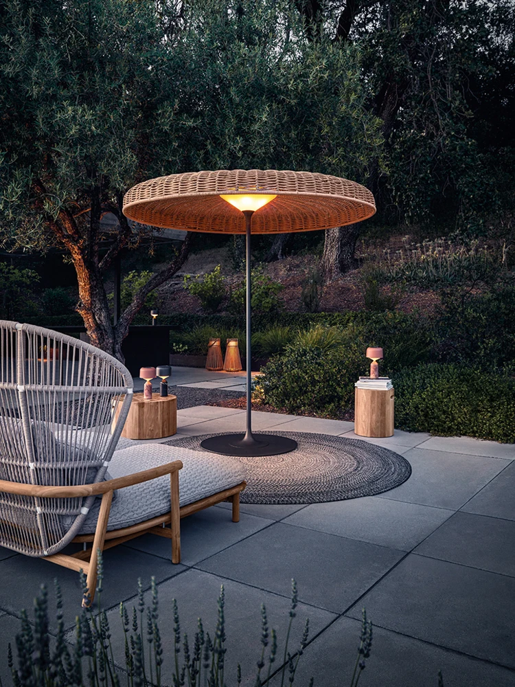 

Outdoor lawn lamp villa landscape