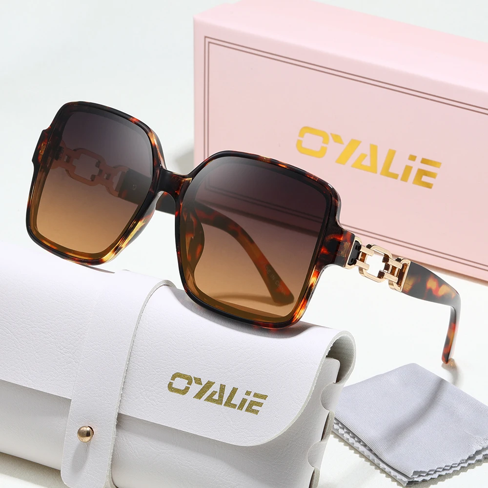نظارات شمسية عصرية بإطار مربع من Oyalie، تصميم مصمم العلامة التجارية، تحسين اتجاه الموضة، تحسين شكلك والوقوف بنمط فريد، مناسبة للسفر اليومي وتاريخ القهوة وحفلات السفر وغيرها من الملحقات المتطابقة.
