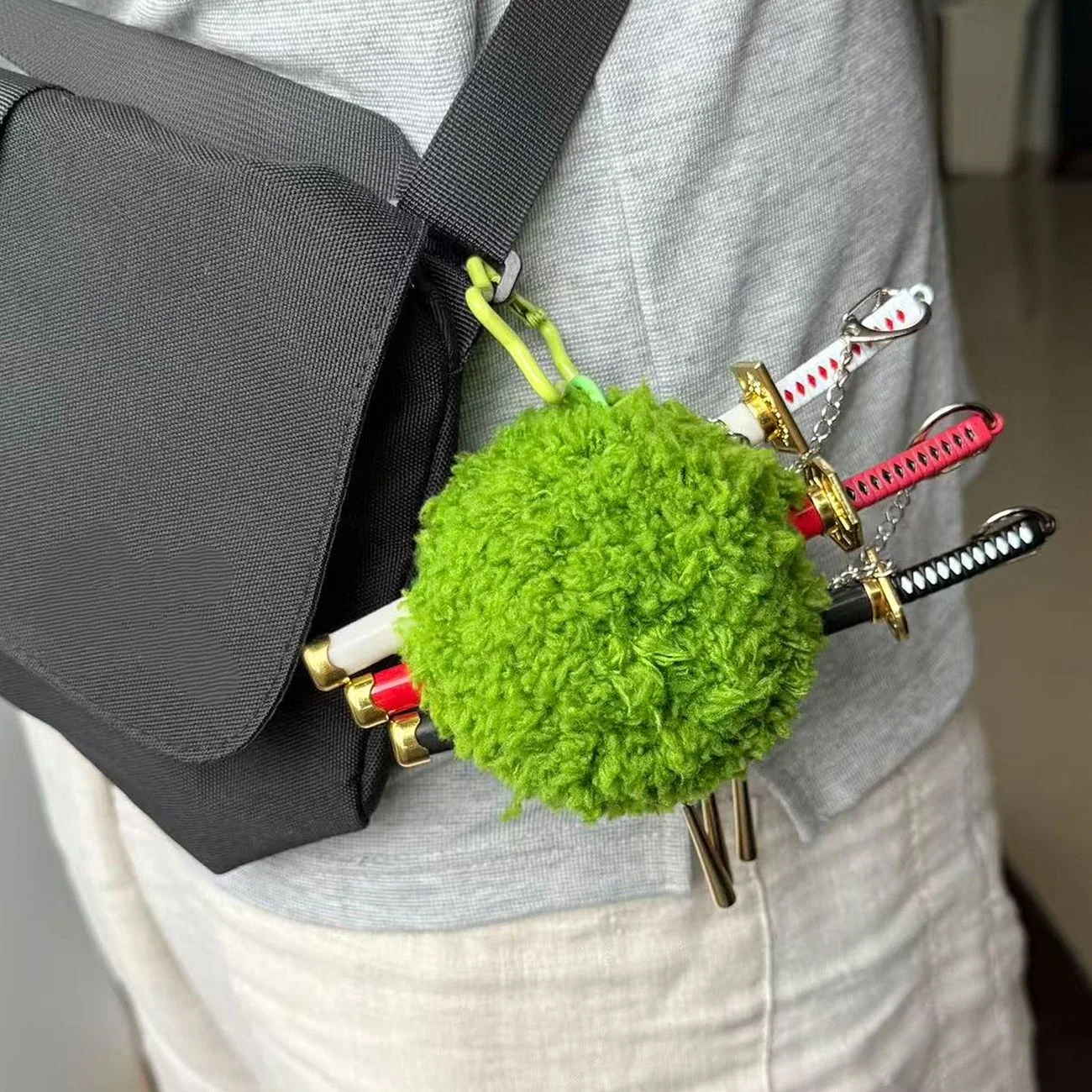 ワンピース 10cm ゾロ ぬいぐるみ バックパック キーホ - Seaweed Snack のレビューと価格
