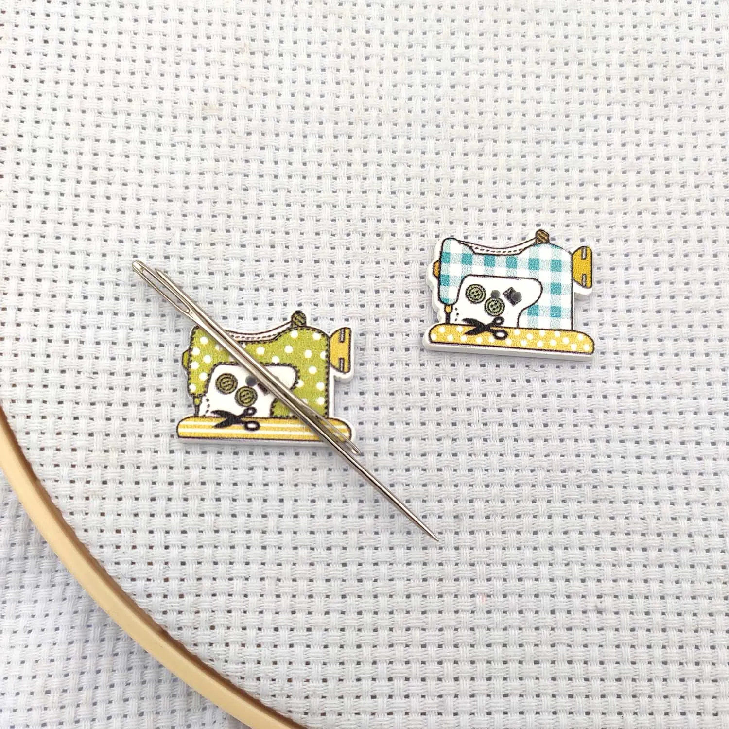 Magnetic Needle Minders Sewing Magnet Set of 2 Needle Keeper Finder 2022 Embroidery Accessories Needle Nanny Holders Sew Gift