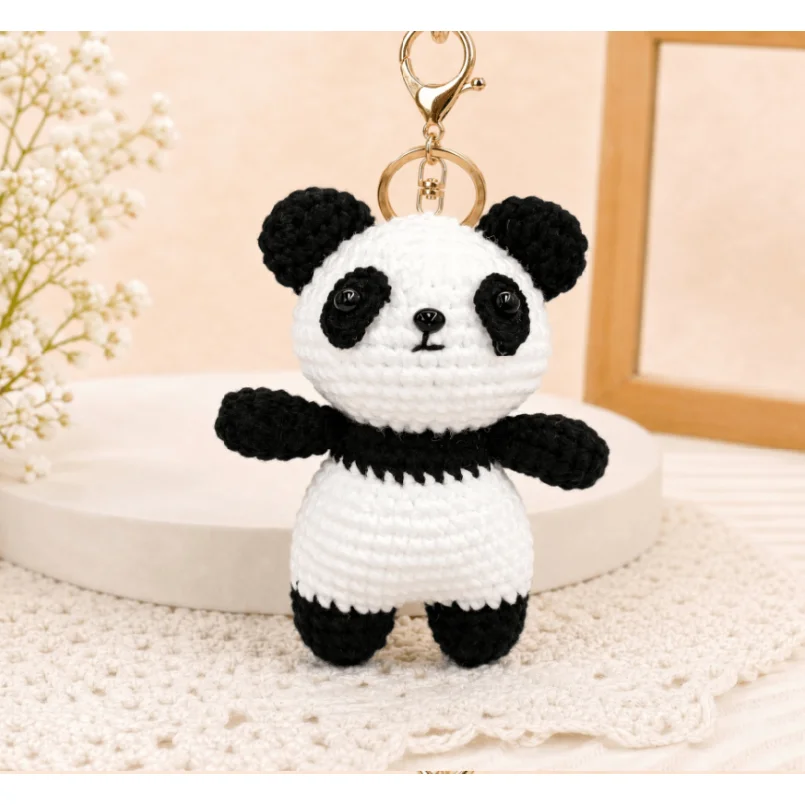 Cute Crochet Animal Pendant Handwoven Animal Keychain Knitted Key Ring Car Key Holder Cute Gift Bagpack Decor