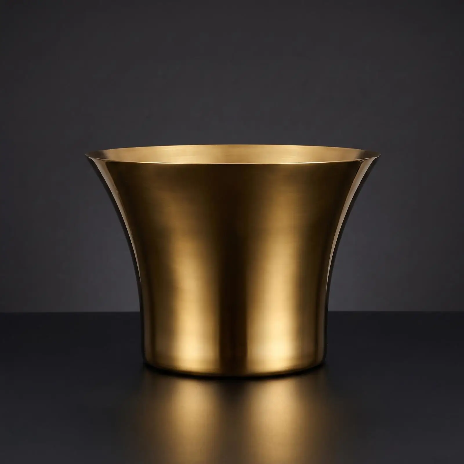 Champagne Tub with Pedestal Base Silver Wine Cooler Reflective for Bartenders