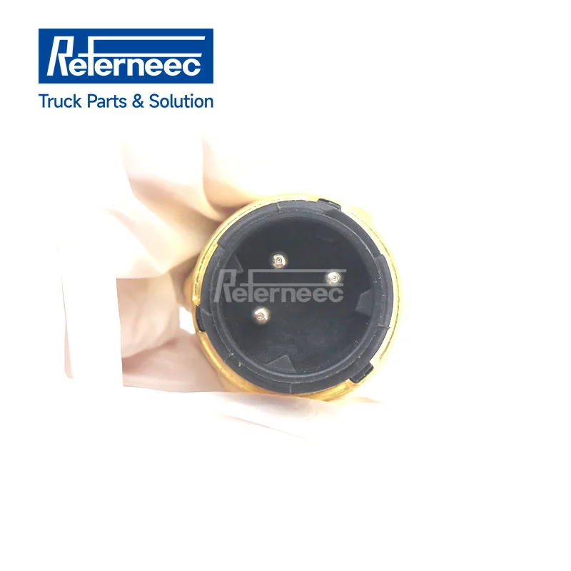 REFERNEEC Oil Pressure Sensor 11039575 2093515