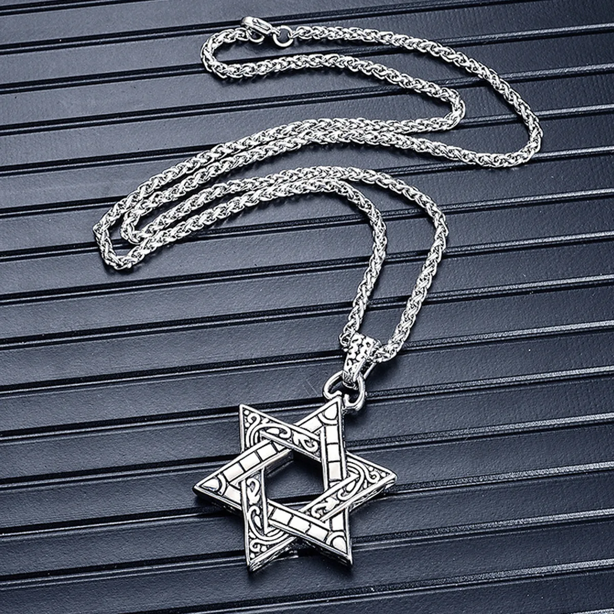 

Men Hexagram Star Pendant Necklace Stainless Steel Hip Hop Street Fashion Trendy Clavicle Sweater Chain Gift
