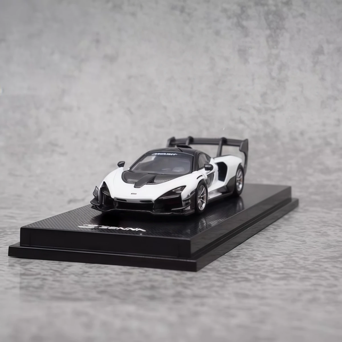 CM-model 1:64 Senna GTR gegoten modelauto