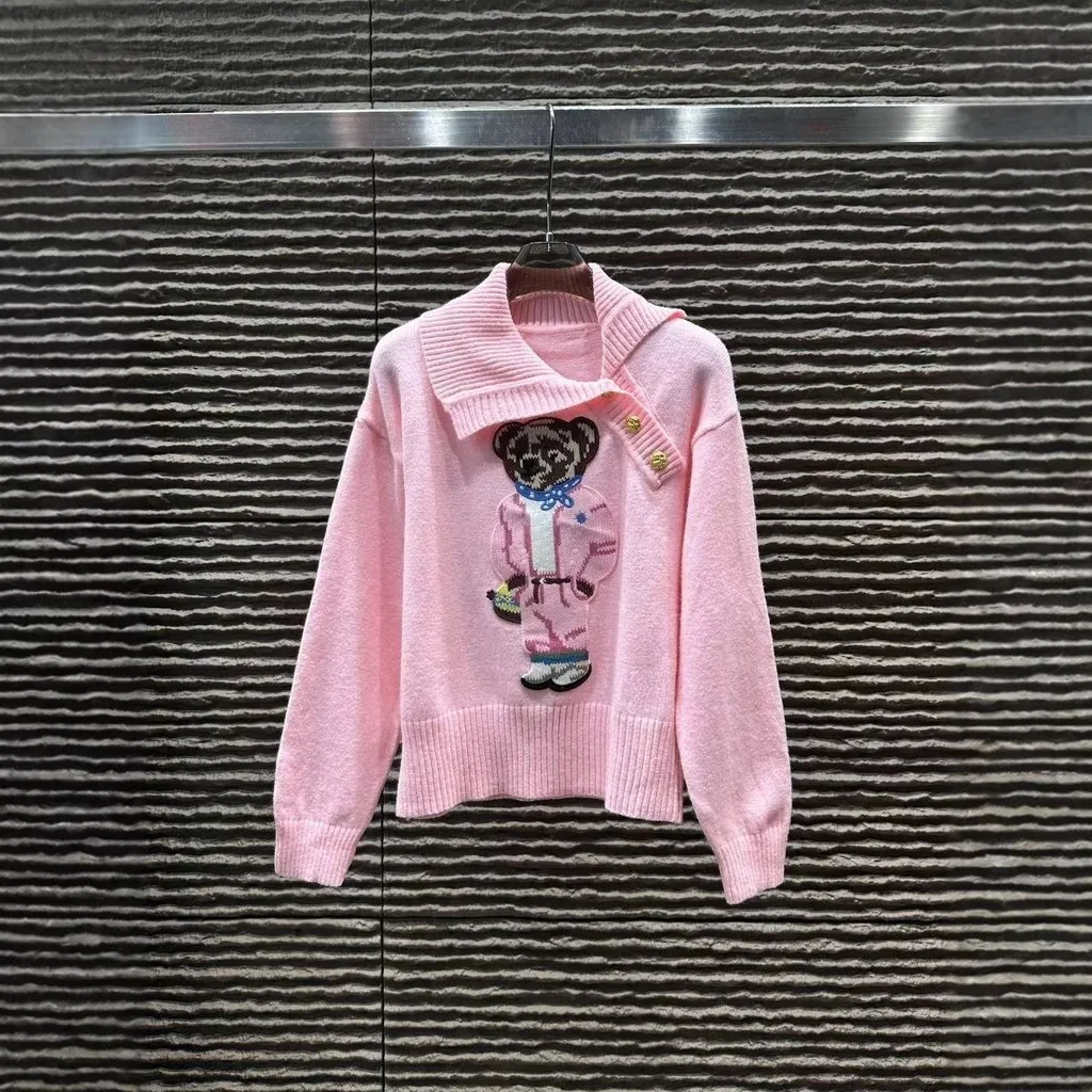 

Handmade Embroidered Bear Knit Crew Neck Sweater Valentine Gift 202604