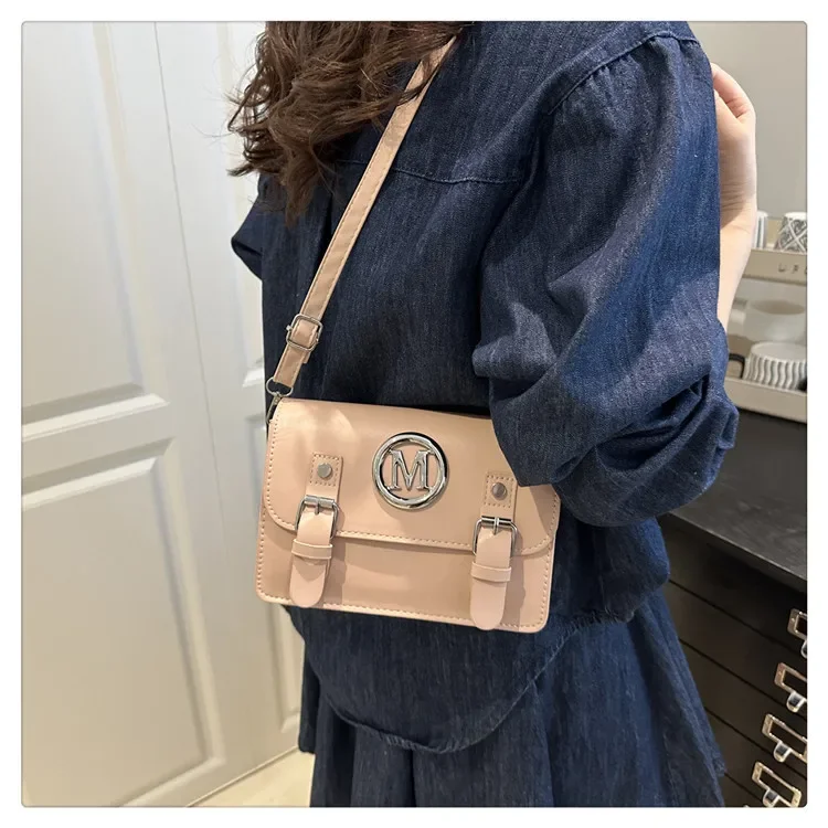 2025 SS Bow-Accent Shoulder Bag, Designer-Inspired Convertible Crossbody Purse for Women, Multi-Way Day to Night Tote