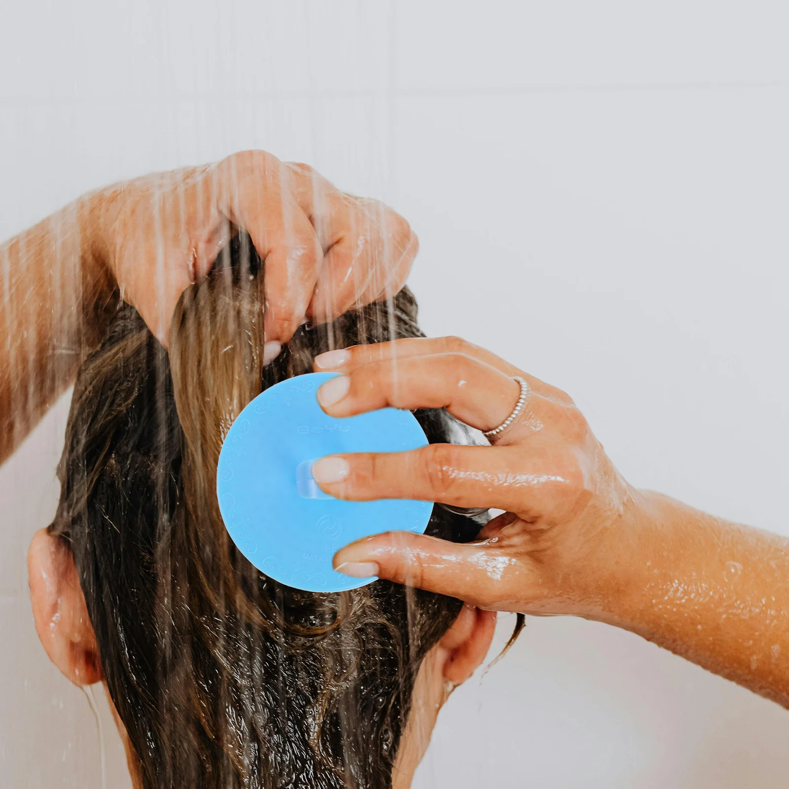 

4Pcs Hair Scalp Brush Massage Combs Soft Plastic Hair Washing Brush Dandruff Cleaning Scalp Massager Massage Comb