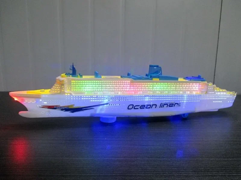 [ Funny ] Electronic Large luxury cruise ship Toy Universal rotation music light Boat model Baby toy colorful flash ocean line