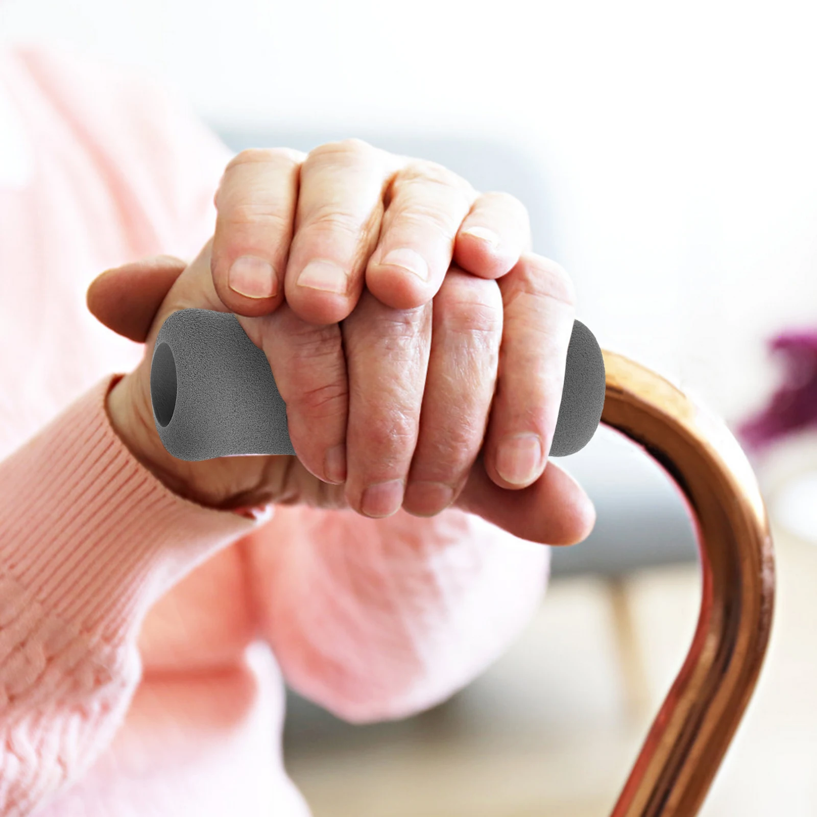 

2pcs Walking Aid Handle Cover Comfortable Sponge Cane Grips Thickened NonSlip Elderly Crutches Replacement Walking Stick Hand