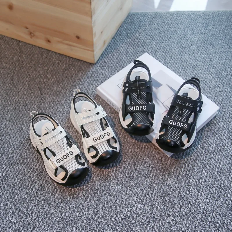 New Korean Version of Primary School Students Non-slip Soft Sole Non-slip Beach Sandals Children's Summer Boys and Girls Sandals