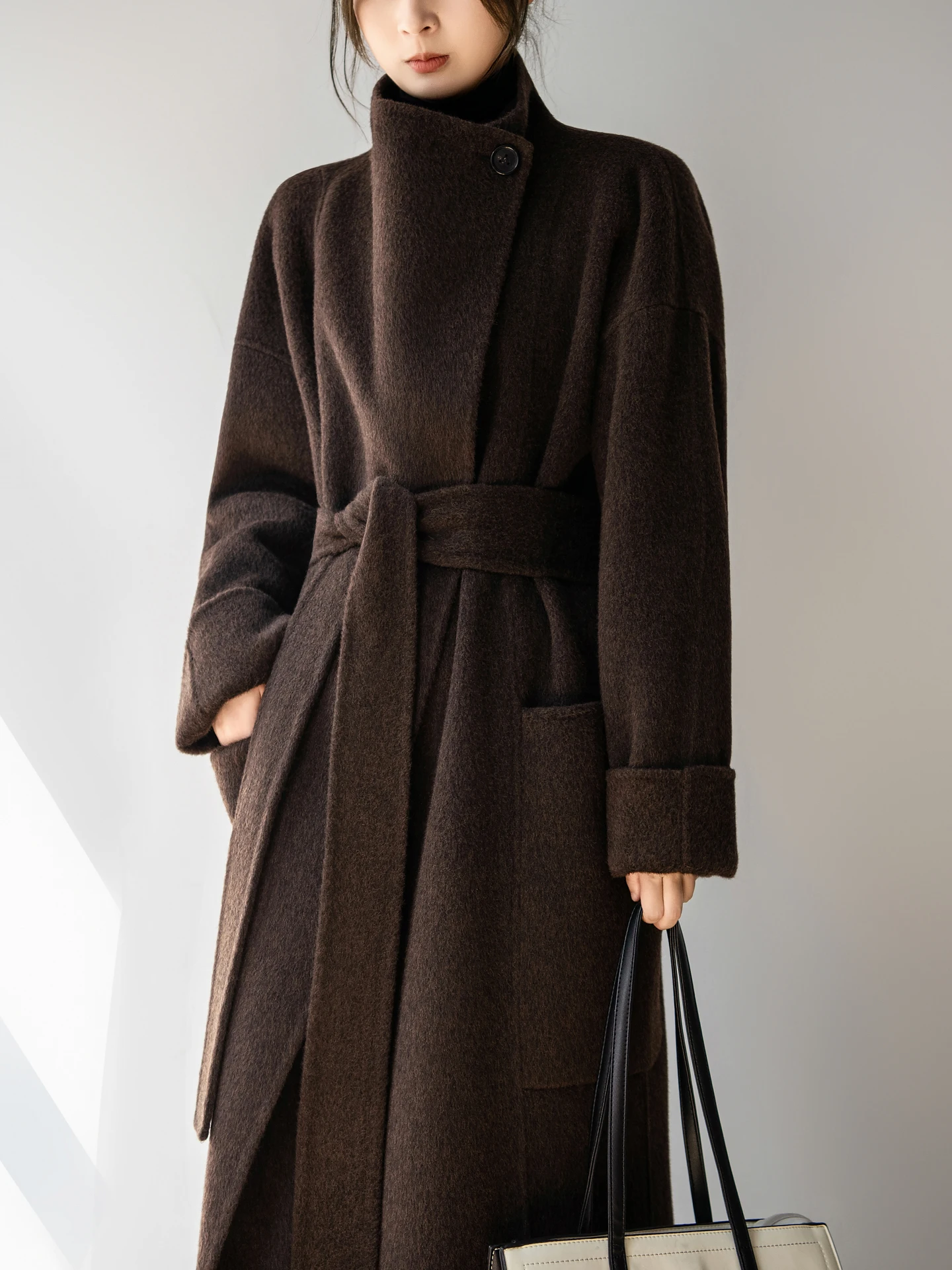 

Пальто Laid-ba коричневое двустороннее из шерсти и верблюжьего пуха, свободного кроя, утепленное, шерстяное, в корейском стиле, с длинными рукавами, на пуговицах