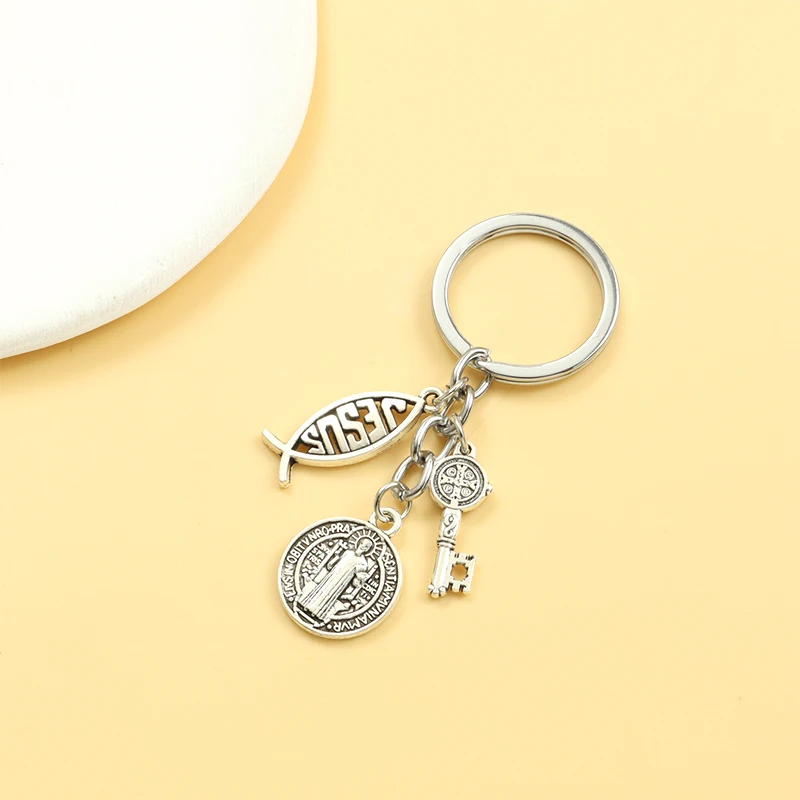 Alloy Saint Benedict Medallion Key Keychains Fish Jesus Cross San Benito Charms Pendants Keyring For Christians Catholic Jewelry