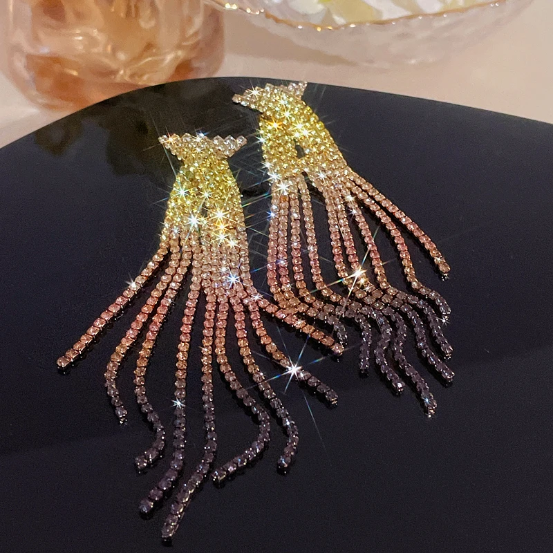 2024 Luxury Women\'s Earrings Geometric Long Tassel Crystal Rhinestone Drop Earrings New Shiny Wedding Statement Party Jewelry