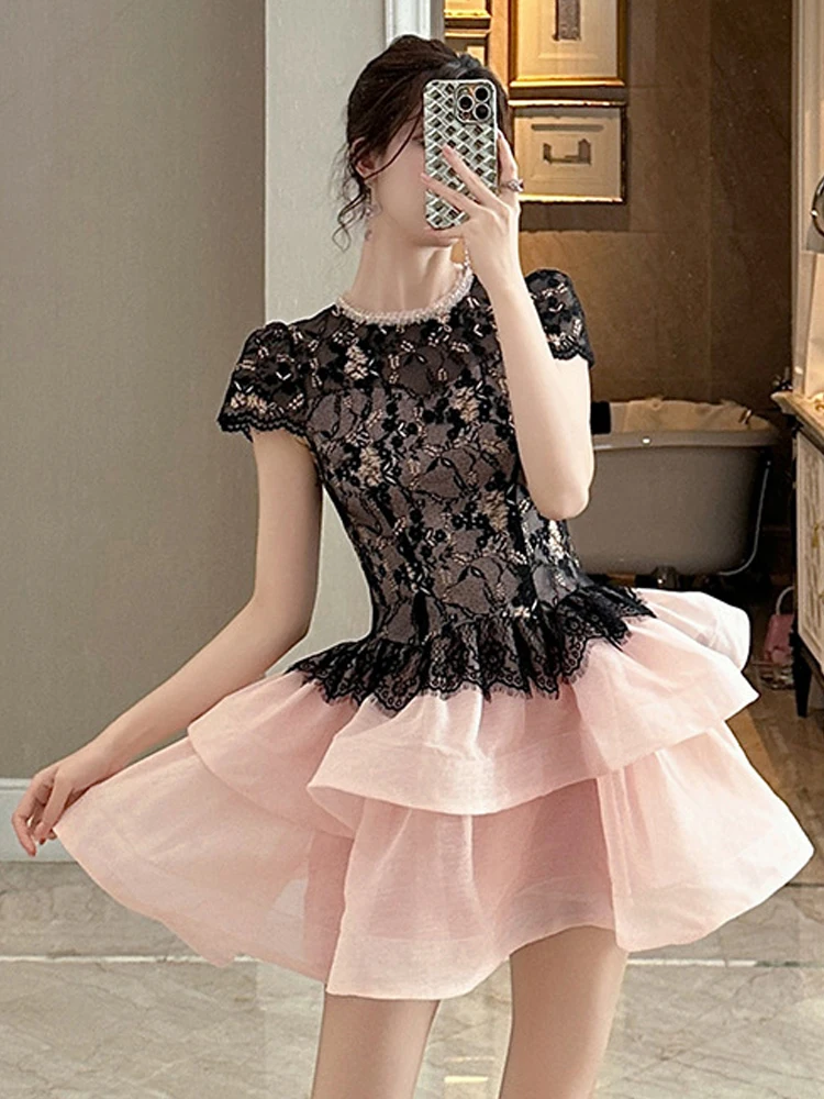 Women's Vintage French Cake Dress Exquisite Socialite Black Pink Patchwork Lace Hook Flower Hollow Ruffles Gown Party Vestidos