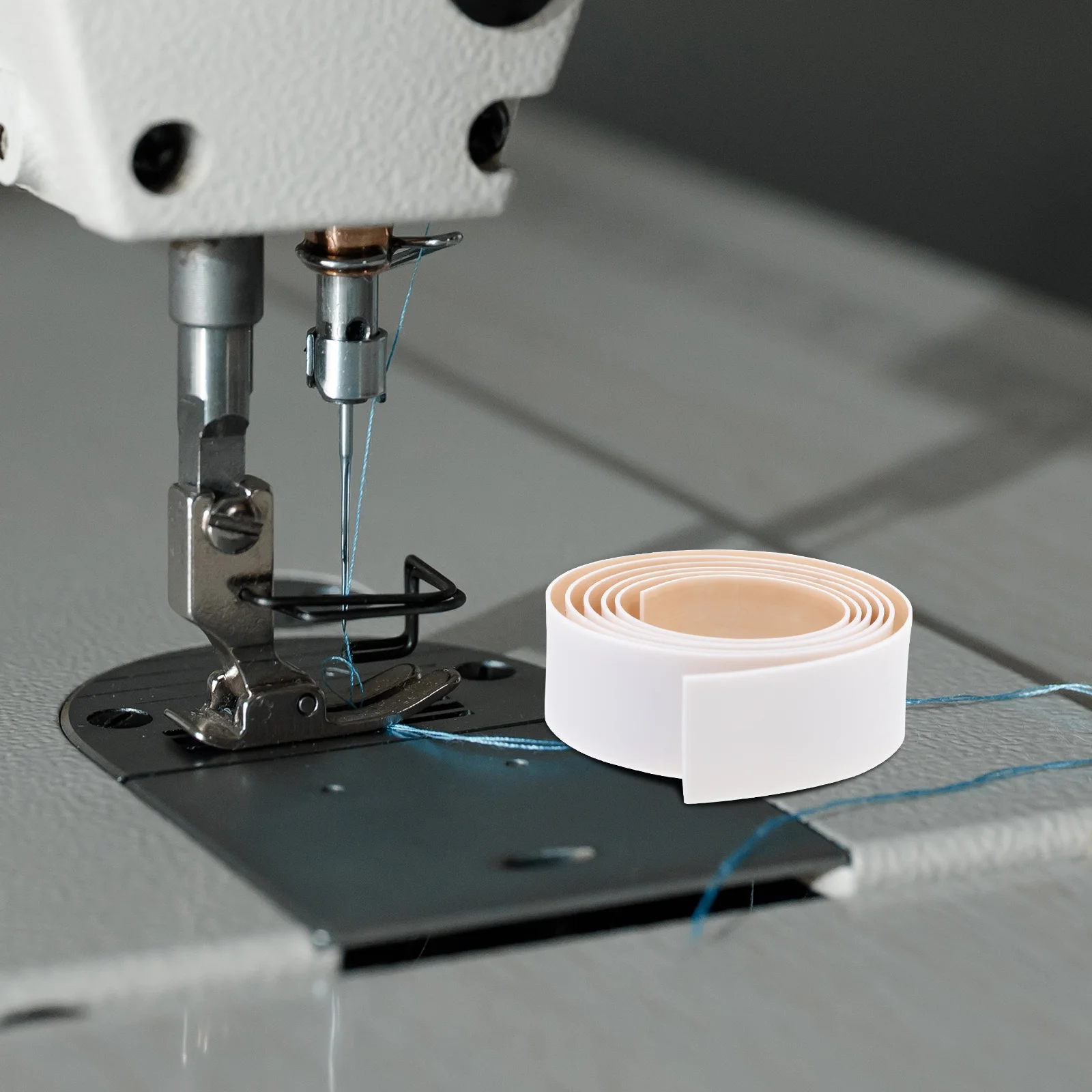 

1 Roll Presser Foot Bottom Tape Durable Non-Stick Tape for Sewing Machine Accessories Suitable for Domestic Industrial Machines