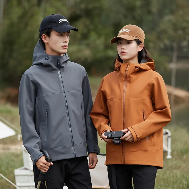 

Unisex Casual Loose Hooded Three-in-One Spring High-End Outdoor Sports Windproof Jacket Polyester Fabric Youth Popular Style