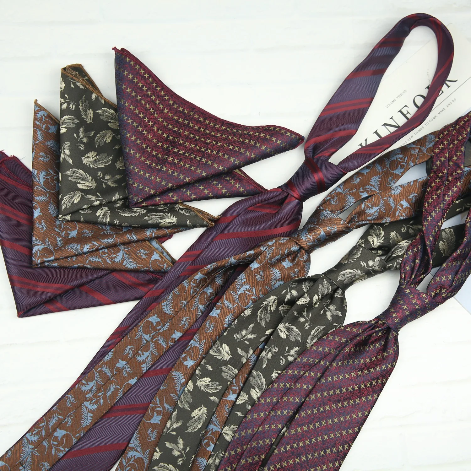 2PCS New Neck Tie Set Polyester Green Floral White Neckties Mens Luxury Grey Soft Handkerchief Wedding Groom Shirt Accessories