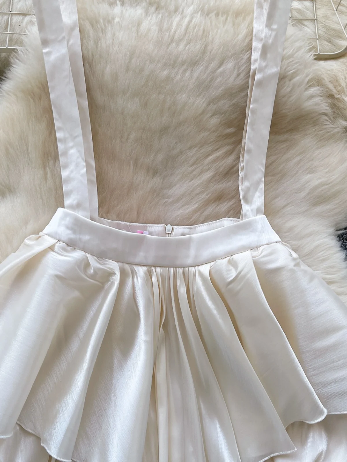 Primavera 2025 Pantaloni da donna gonfi ort Gonna a vita alta Pendolari Sle Versione coreana Cinghie staccabili Bloom Design Pantaloni casual