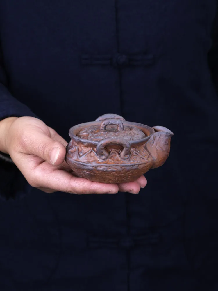 

Retro Chinese Sle Handmade Clay Tea Pot Old Ro Mud Coarse Cercs Tea Brewing Kung Fu Tea Pot Unglazed Treasure Bottle Pot